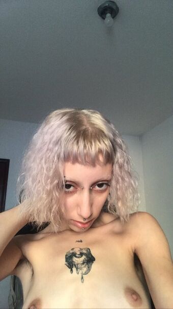 Putaspunk Fotografii Nud Scurse OnlyFans 4