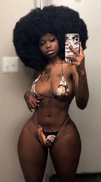 Quediaz Fotografii Nud Scurse OnlyFans 31