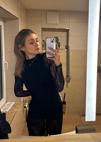 queen.nin Fotografii Nud Scurse OnlyFans 3