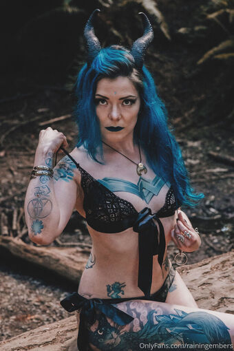 rainingembers Fotografii Nud Scurse OnlyFans 15