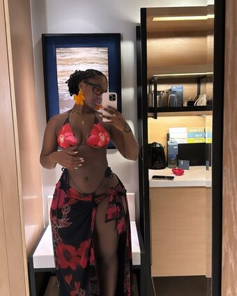Renee Adjoa