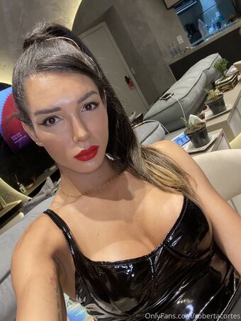 robertacortes Fotografii Nud Scurse OnlyFans 37