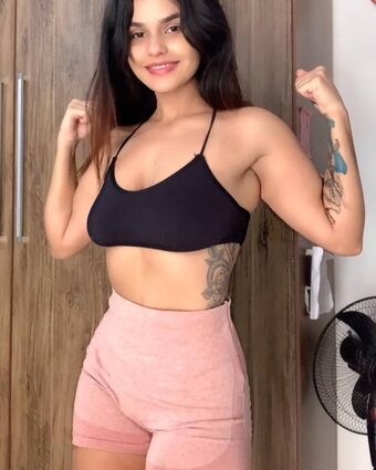 Robertinha Fotografii Nud Scurse OnlyFans 25