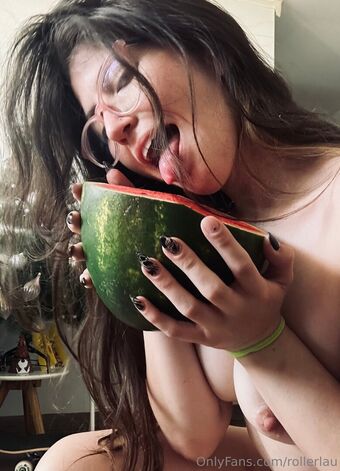 rollerlau Fotografii Nud Scurse OnlyFans 15
