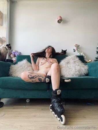 rollerlau Fotografii Nud Scurse OnlyFans 18