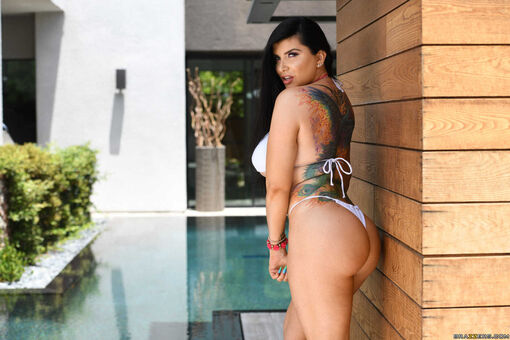 romi rain