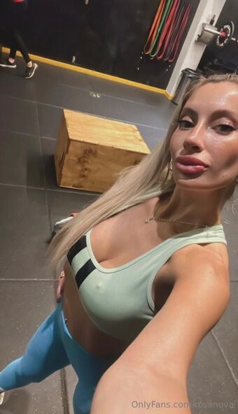 rosanova Fotografii Nud Scurse OnlyFans 3