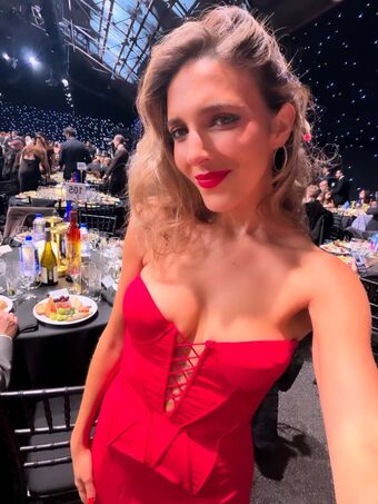 Roxy Striar Fotografii Nud Scurse OnlyFans 100
