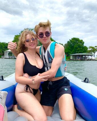 Ruby P Fotografii Nud Scurse OnlyFans 4