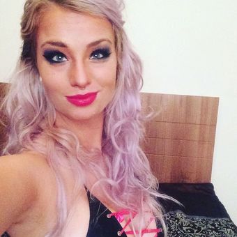 Ruby Rogue Fotografii Nud Scurse OnlyFans 18