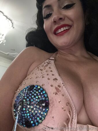 rubychampagne Fotografii Nud Scurse OnlyFans 1