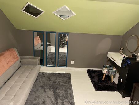 rubyroxanne Fotografii Nud Scurse OnlyFans 18