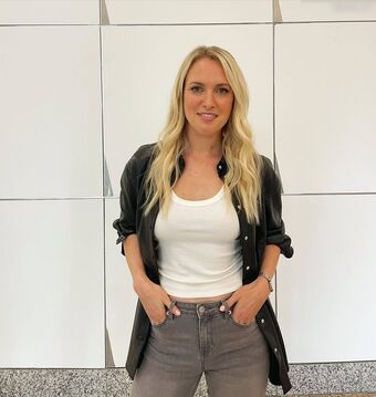 Ruth Hofmann Fotografii Nud Scurse OnlyFans 65