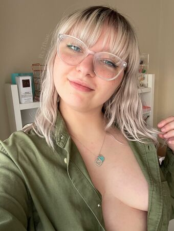 RX7FBae Fotografii Nud Scurse OnlyFans 16
