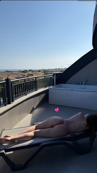 Sabbre Fotografii Nud Scurse OnlyFans 12