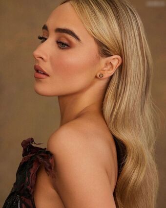 Sabrina-carpenter