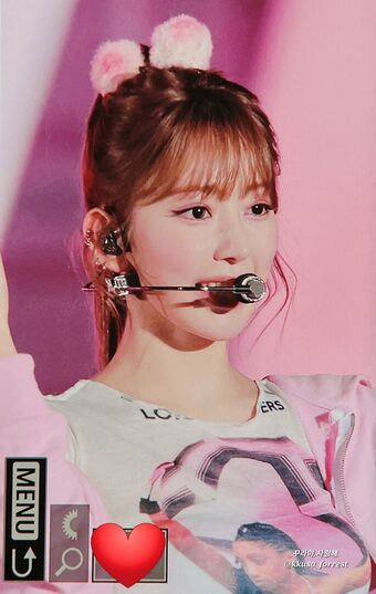 Sakura Miyawaki 宮脇 咲良