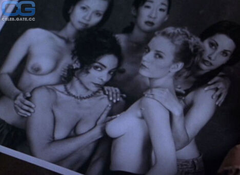 Sandra Oh Fotografii Nud Scurse OnlyFans 10