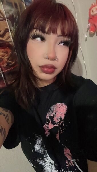 Sarynthia Fotografii Nud Scurse OnlyFans 20