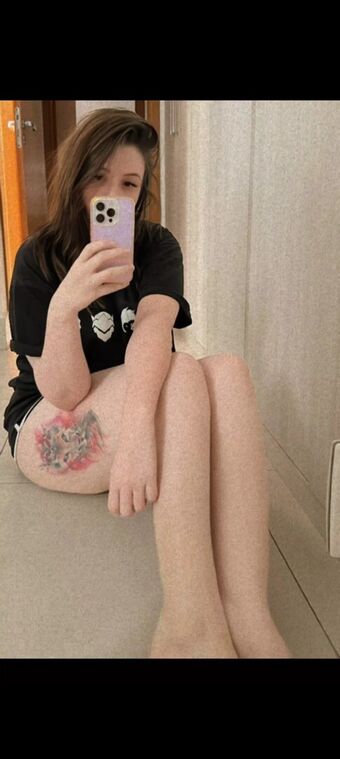 Satty Fotografii Nud Scurse OnlyFans 3