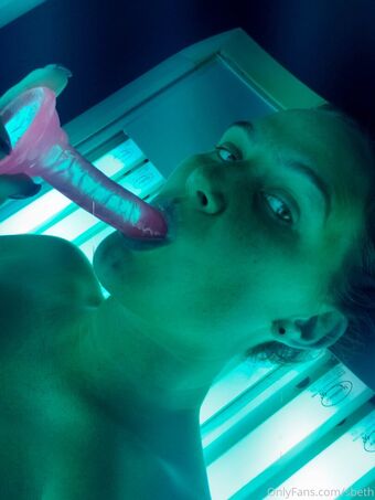 sbeth Fotografii Nud Scurse OnlyFans 9
