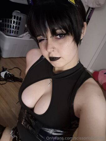 scissorlobotomy Fotografii Nud Scurse OnlyFans 21