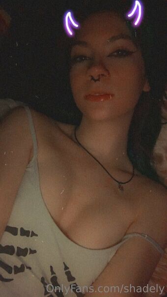 shadely Fotografii Nud Scurse OnlyFans 11