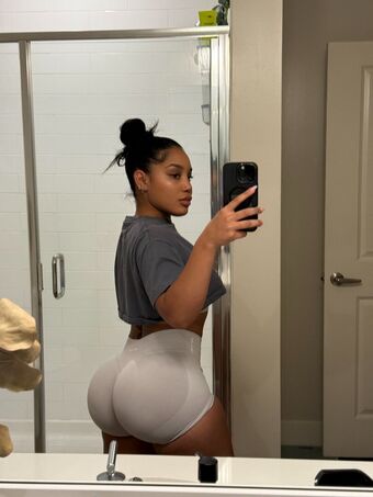 Shara Moss