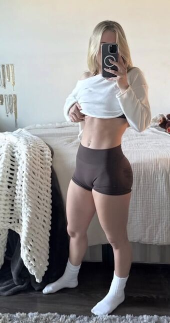 shealift Fotografii Nud Scurse OnlyFans 18