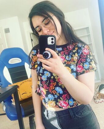 ShiningEdith Fotografii Nud Scurse OnlyFans 2
