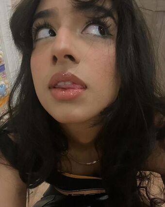 Sia Kumar Fotografii Nud Scurse OnlyFans 5