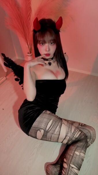 smmms2002 Fotografii Nud Scurse OnlyFans 28