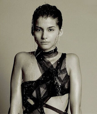 Sofia Black-D'Elia Fotografii Nud Scurse OnlyFans 15