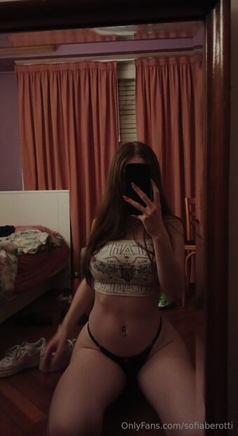 sofylotta Fotografii Nud Scurse OnlyFans 13