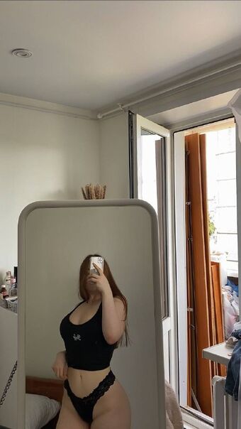 solntseall Fotografii Nud Scurse OnlyFans 62