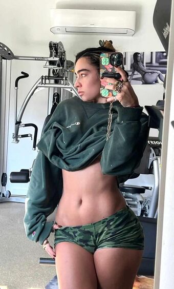 Sommer Ray