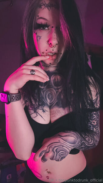 st.hell Fotografii Nud Scurse OnlyFans 32