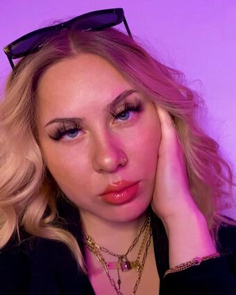 Stefanie Fotografii Nud Scurse OnlyFans 37