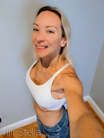 stellahere Fotografii Nud Scurse OnlyFans 17