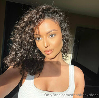 stephhnextdoor