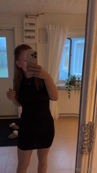 styvdottern Fotografii Nud Scurse OnlyFans 1