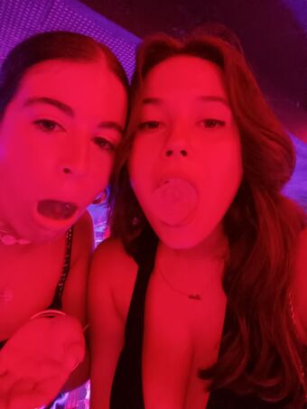 supermire Fotografii Nud Scurse OnlyFans 25