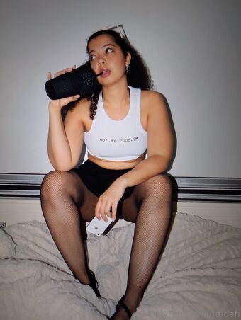 ta-dah Fotografii Nud Scurse OnlyFans 18