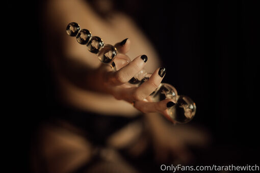 tarathewitch