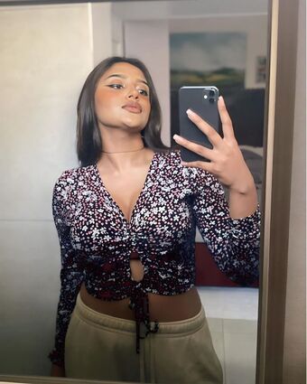 Tarynval Fotografii Nud Scurse OnlyFans 31