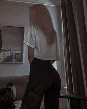 Tati Fotografii Nud Scurse OnlyFans 15