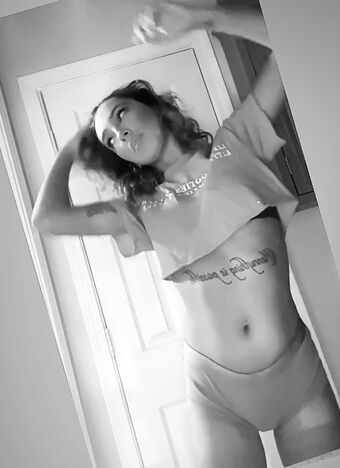 Taylor Weeks Fotografii Nud Scurse OnlyFans 10
