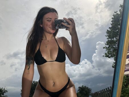 The React Pack Fotografii Nud Scurse OnlyFans 66