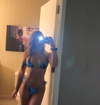 The React Pack Fotografii Nud Scurse OnlyFans 67