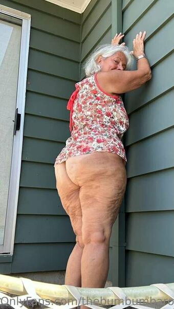 thebumbumbaroness Fotografii Nud Scurse OnlyFans 29